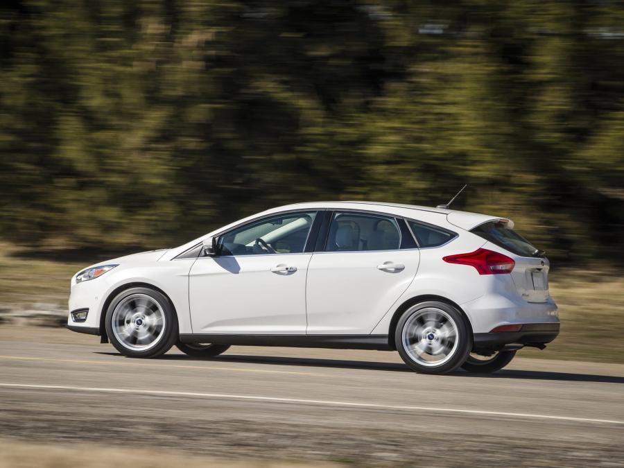  Ford Focus 2015 года  (US) (фото 3 из 9)